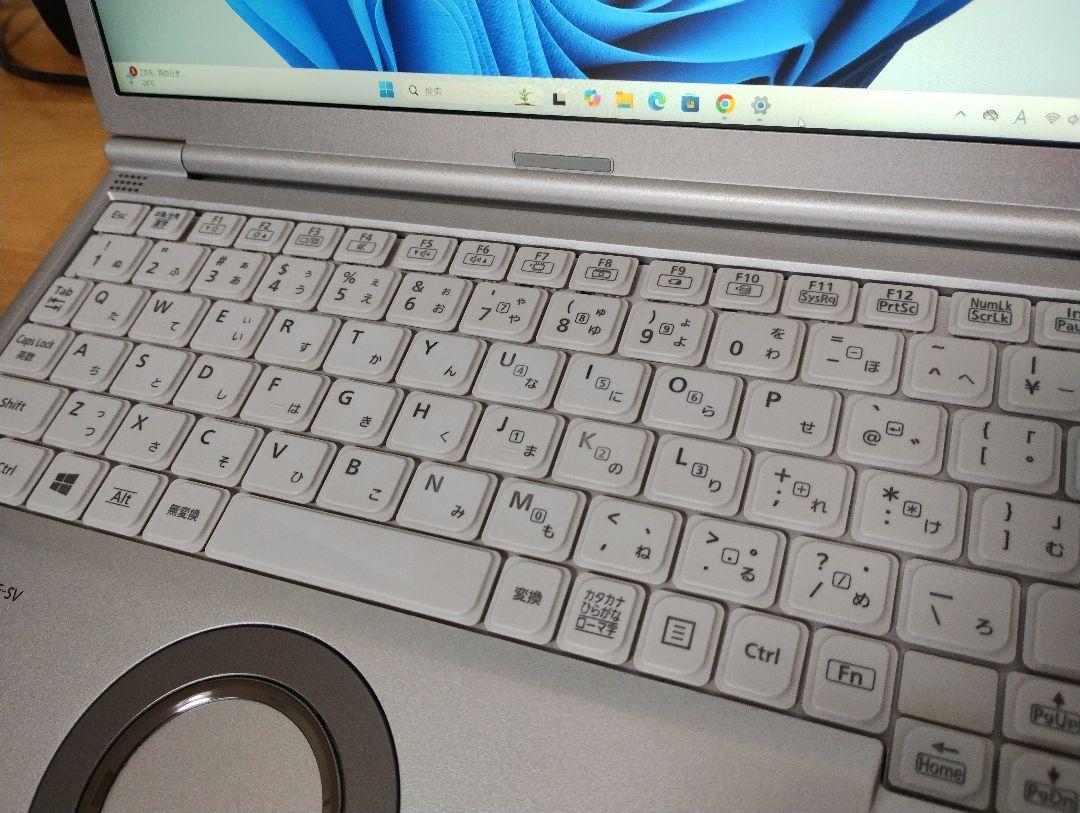 【Corei5第8世代】軽量ノートパソコン Windows11 DVD SV8
