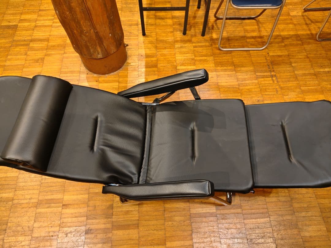 オフィスチェア　 デスクチェア　 椅子　 チェア　メーカー不明　イタリア製？