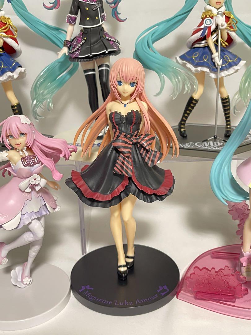初音ミクフィギュア17体まとめ売り - メルカリ
