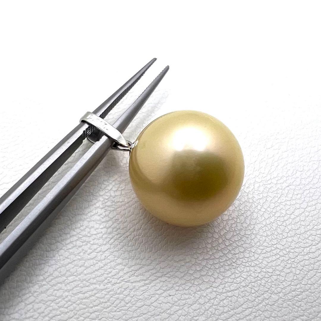 プラチナpt900 ペンダントトップ 南洋白蝶真珠 ゴールデンパール 14.2㎜ プラチナpt900 ペンダントトップ 南洋白蝶真珠 ゴールデンパール 14.2㎜