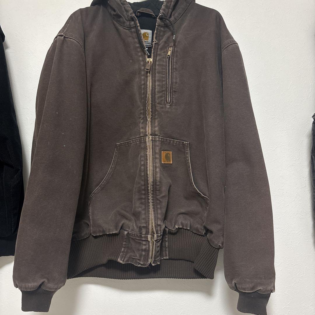 見逃し厳禁！おトクな Carhartt フード付きブラウンジャンパー - メルカリ ジャケット・アウター