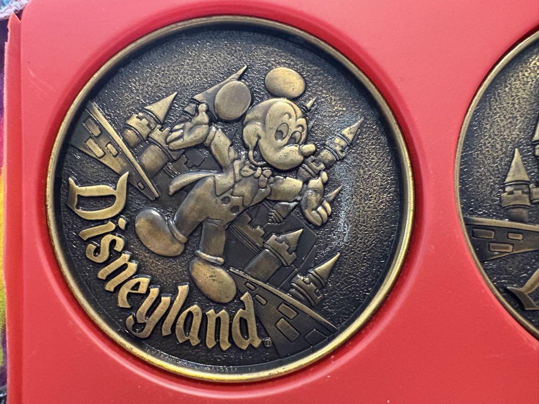 Disneyland ミッキー 記念メダル 4枚セット 大型80mm 公式