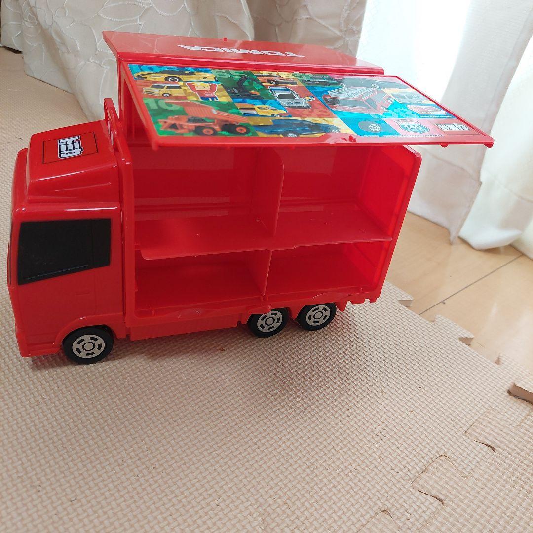 トミカ トラック 赤いミニカー付き トミカ 赤いトラック型ミニカー - メルカリ