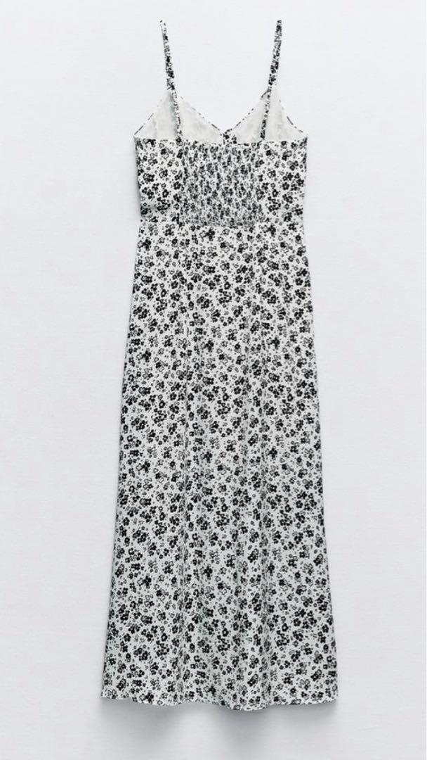 ZARA フラワー柄ストラップワンピース - メルカリ