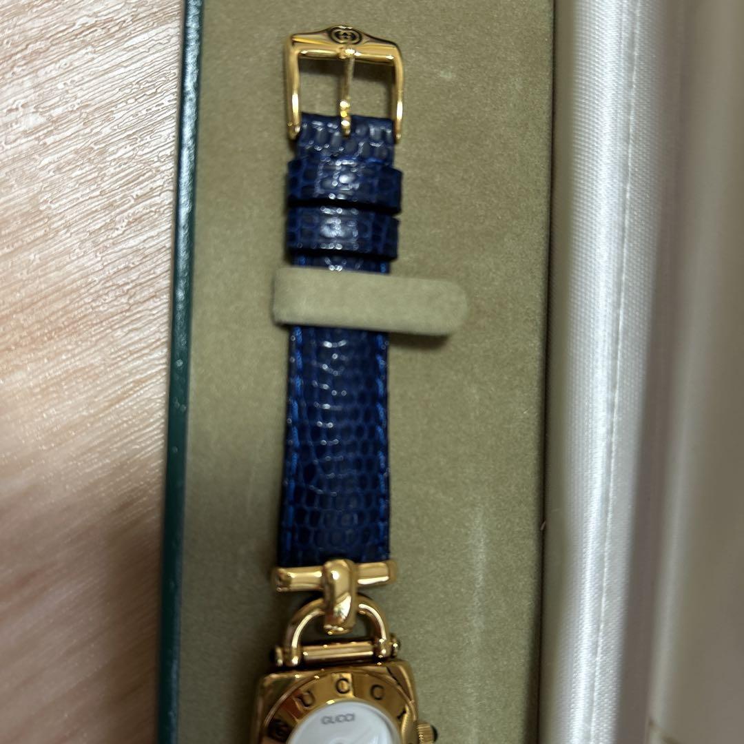 GUCCI ネイビー レザーバンド 時計 箱付き