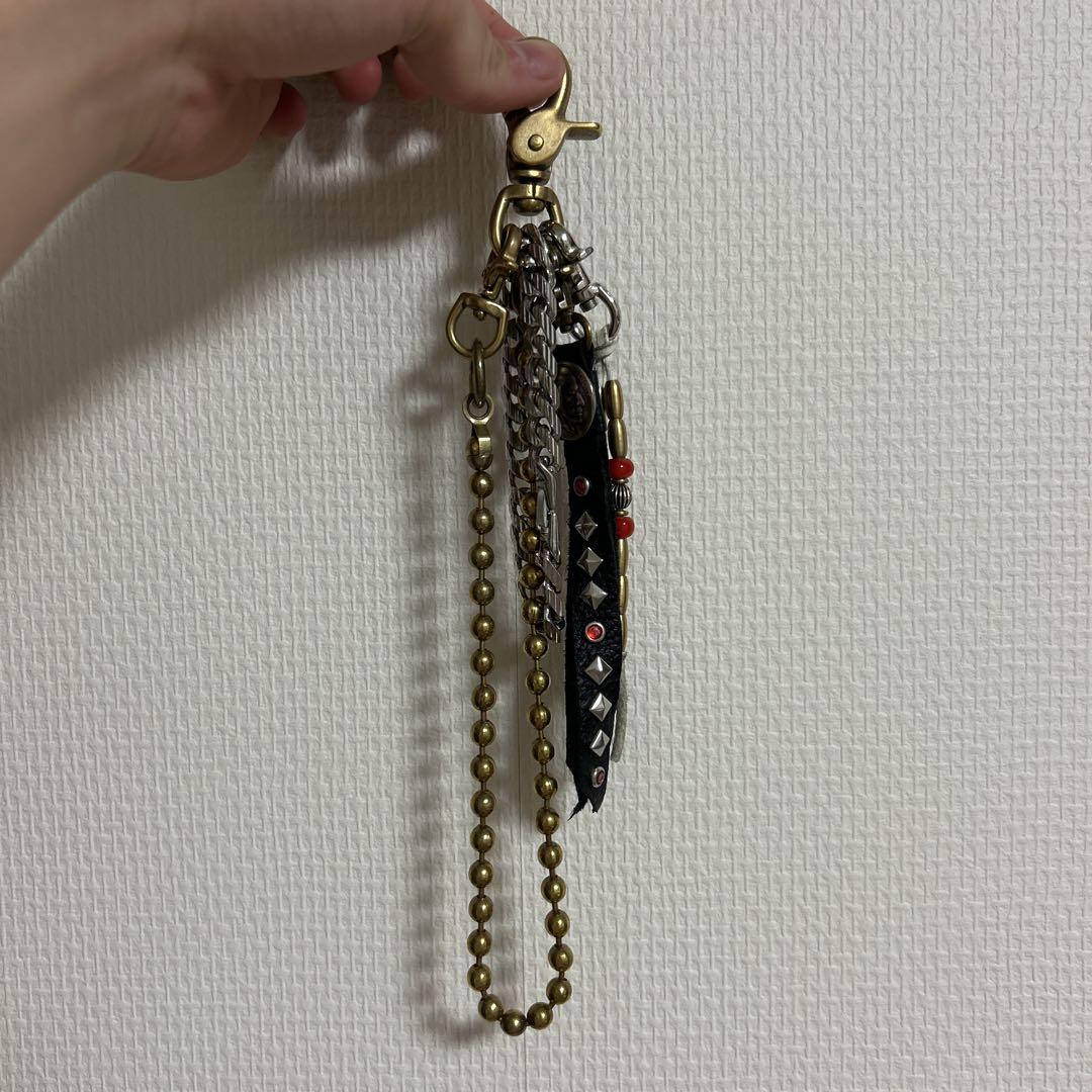 スタッズ付きレザーウォレットチェーン