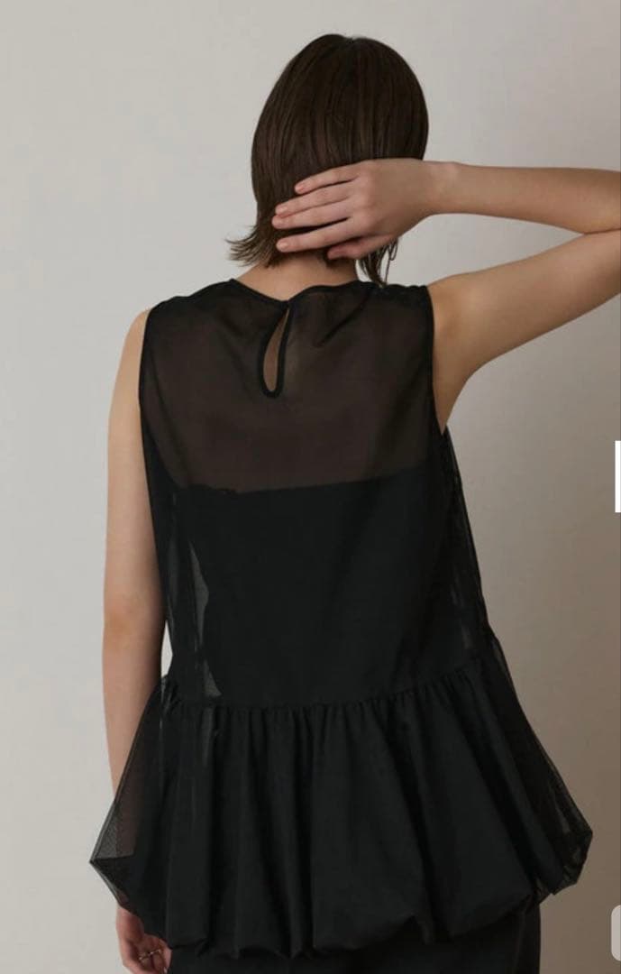 グレースコンチネンタル バルーンチュールトップ 36