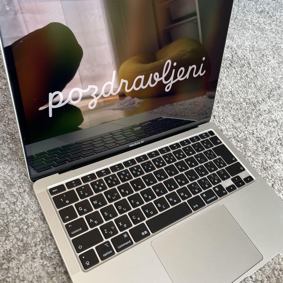 MacBook Air M1 13インチ　メモリ8GB SSD256GB