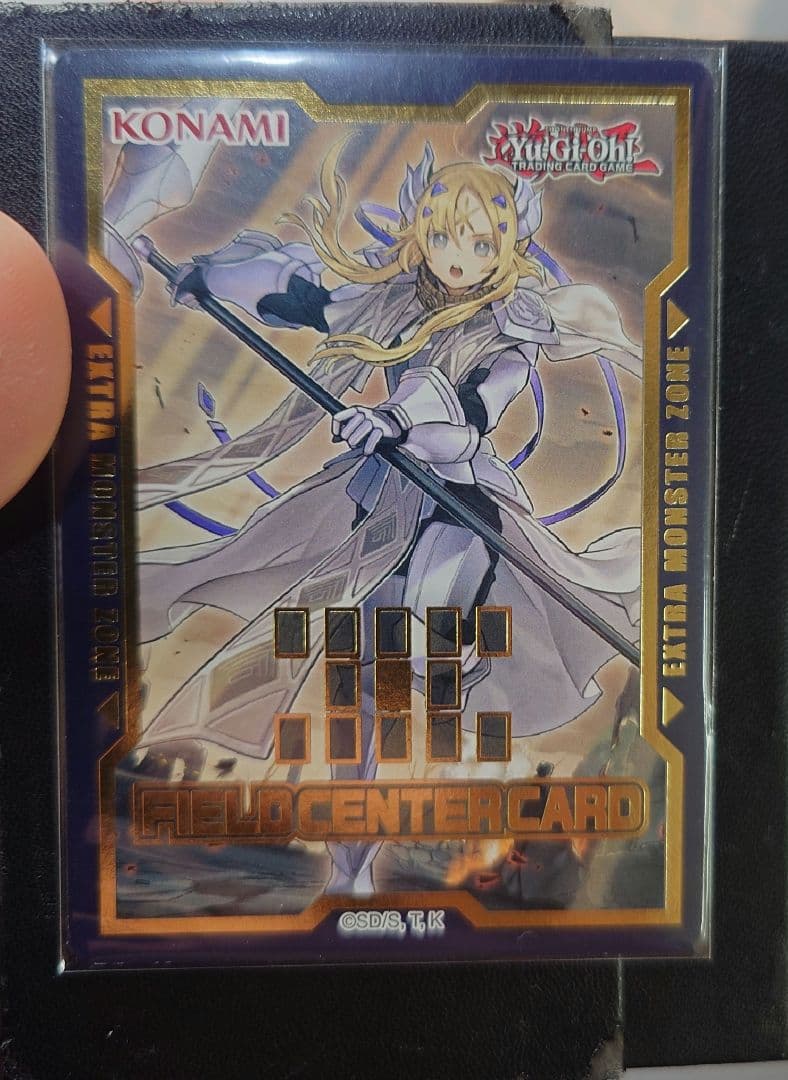 ドラグマ　エクレシア　フィールドセンターカード