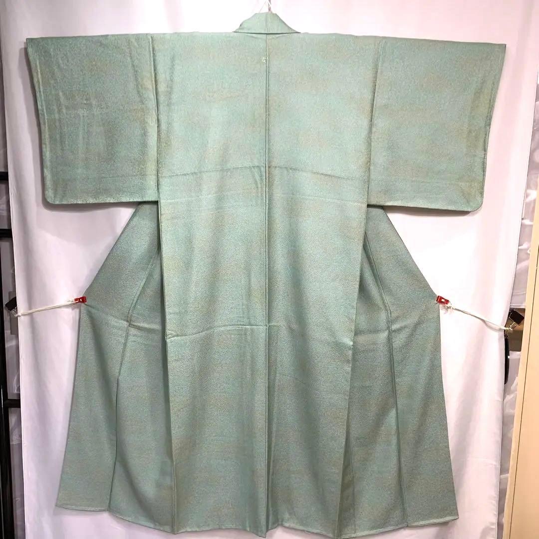 新品】色無地 刺繍の一つ紋 仕付糸付き グリーン ゴールド 着物 着付け