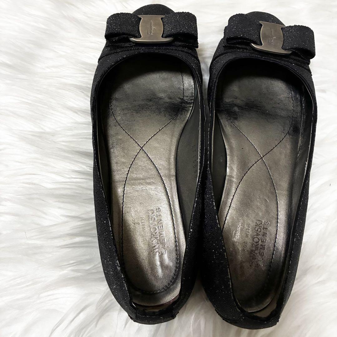 FERRAGAMO フェラガモ パンプス 23cm相当 ラメ黒 ヴァラリボン