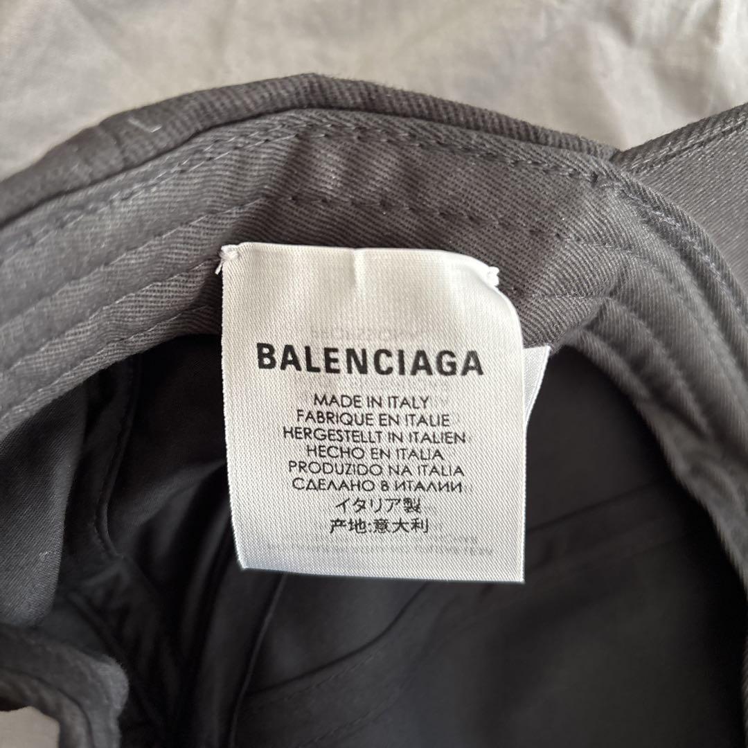 BALENCIAGA ベースボールキャップ
