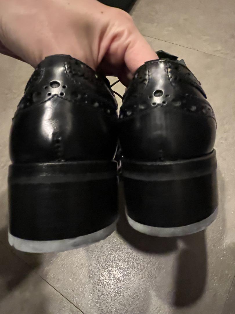 【未使用に近い】Church's （チャーチ）　革靴　黒　23cm