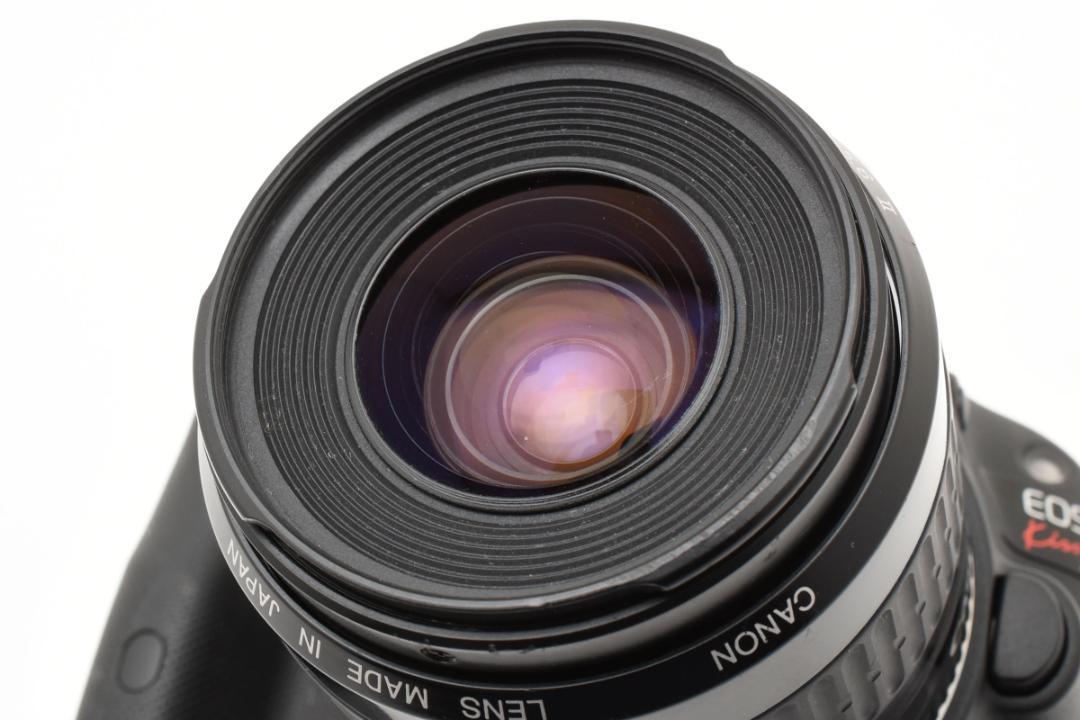 ✨超軽量✨950ショットの新品級✨CANON KISS X7 キヤノン✨カメラ