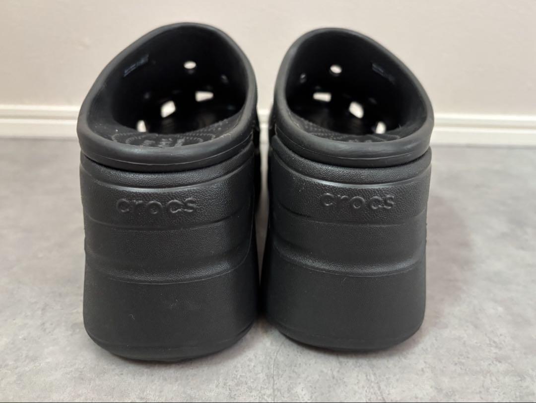 未使用 crocs クロックス 厚底 サンダル チャンキーヒール