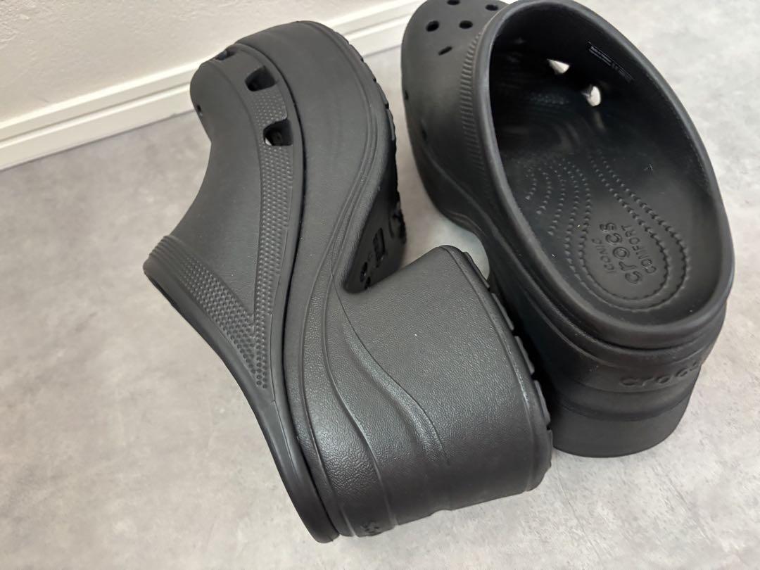 未使用 crocs クロックス 厚底 サンダル チャンキーヒール