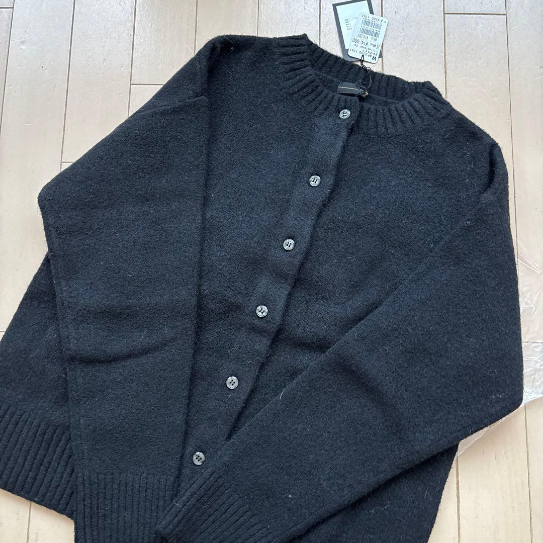 新品♡ウール入りAgaブラックカーディガン☆定価14000円 新品♡ウール入りAgaブラックカーディガン☆定価14000円