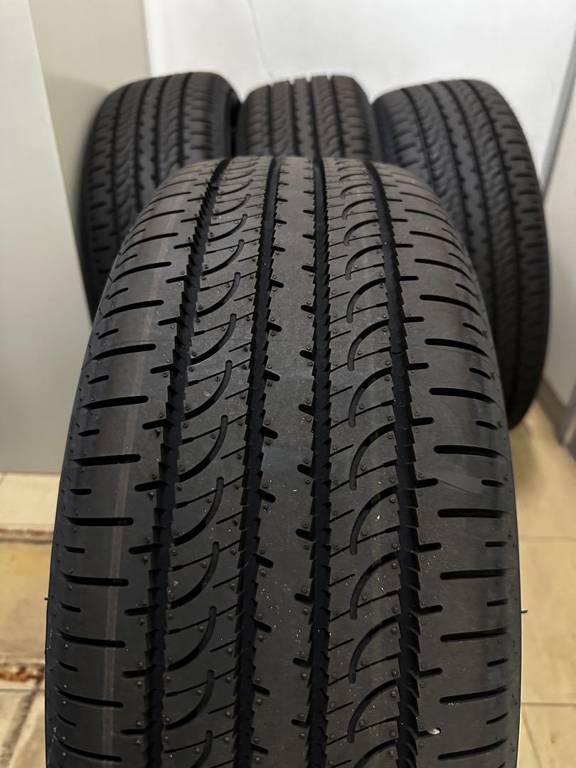 デリカD5 シャモニー　 ホイール ＋ タイヤ４本セット　新車外し 送料込み
