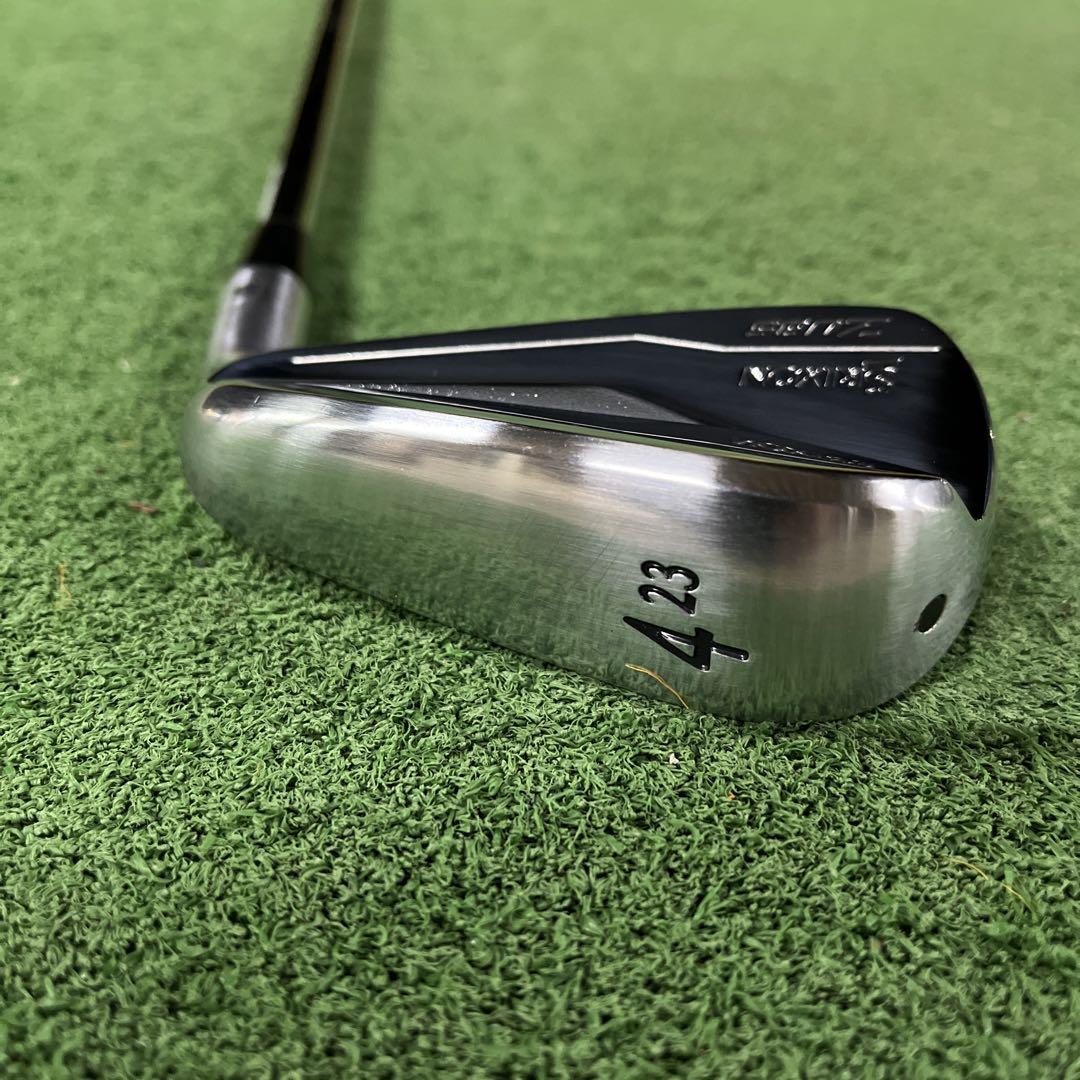 Z U85 4番アイアンか型ユーティリティ　SRIXON