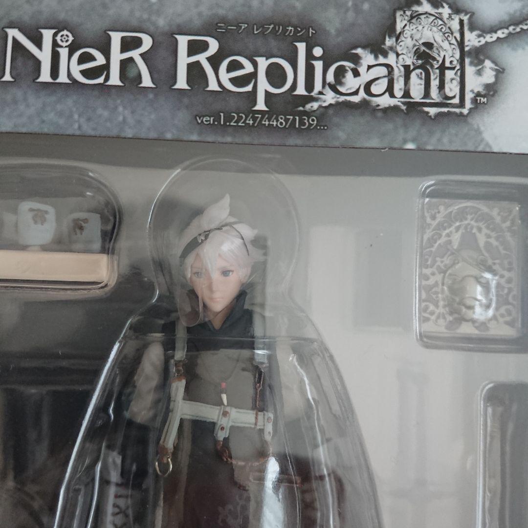 NieR Replicant Young Protagonist フィギュア