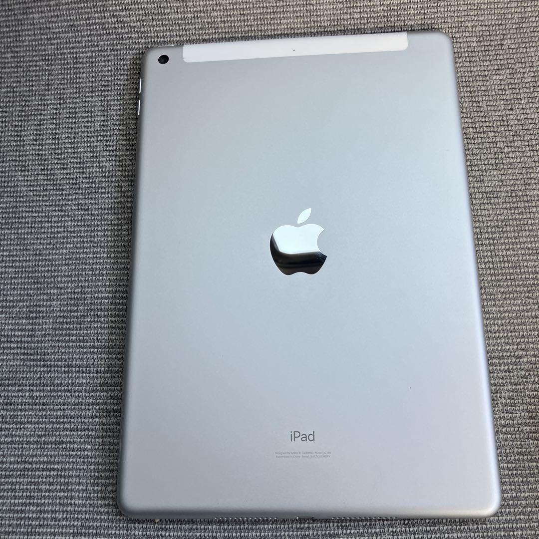 Apple iPad 第7世代　32GB本体 Wi-Fi+セルラー　SIMフリー