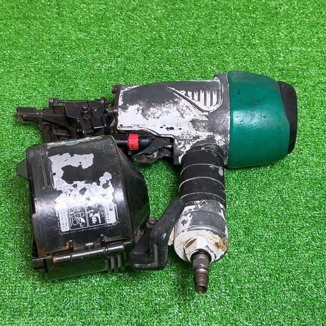 HITACHI