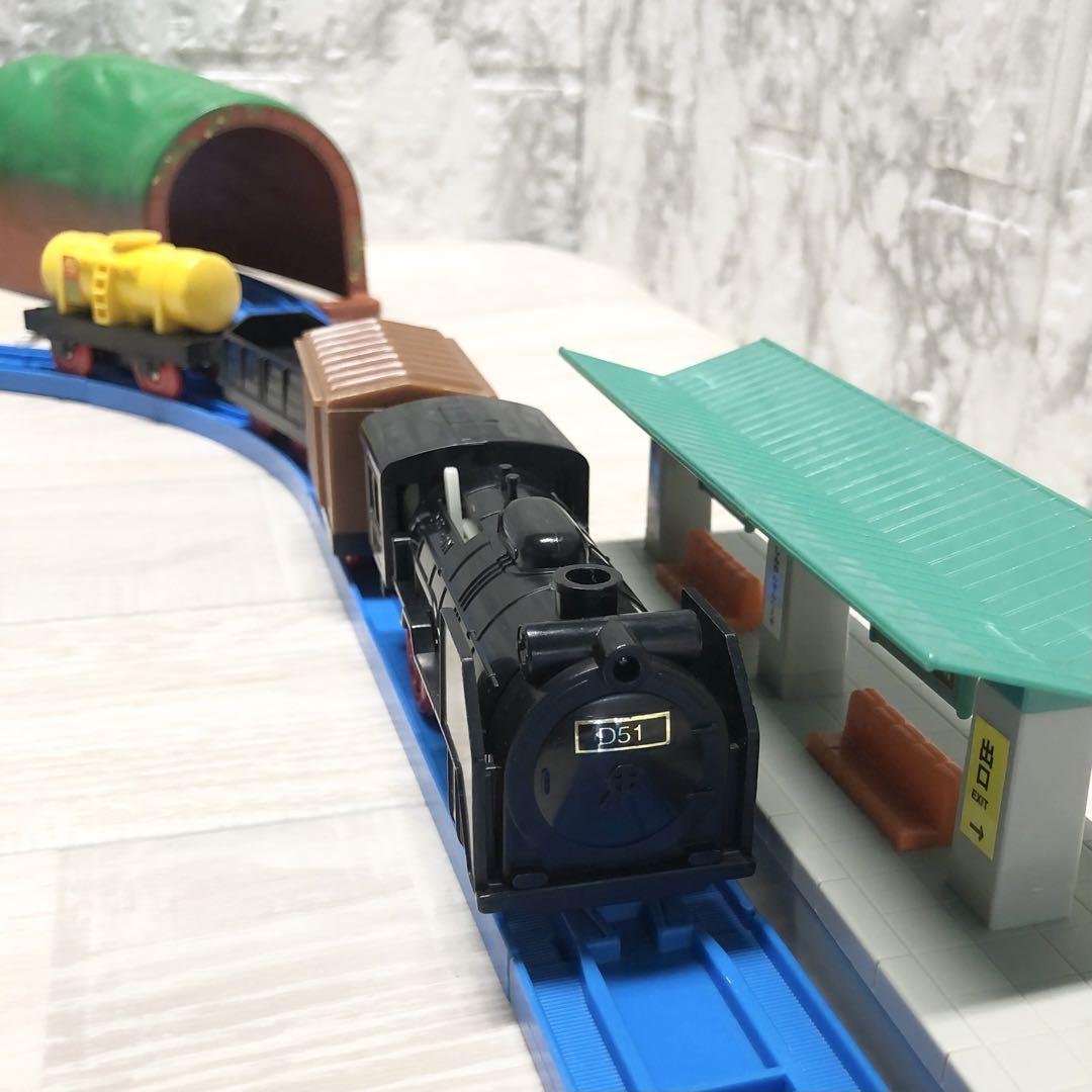 のぼってくだって立体交差!メガ駅ビル★プラレール　レイアウト　大量セット