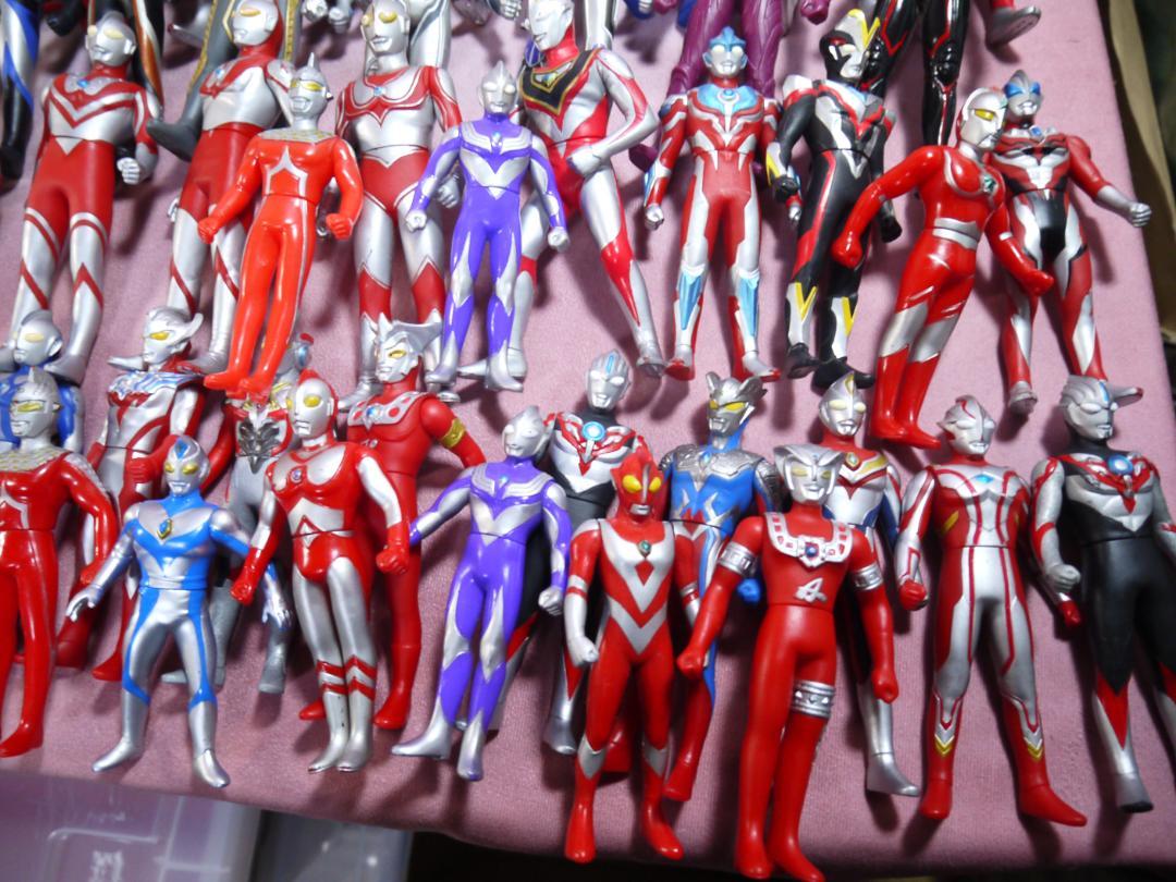 ウルトラマン　ソフビ　フィギュア　110体セット