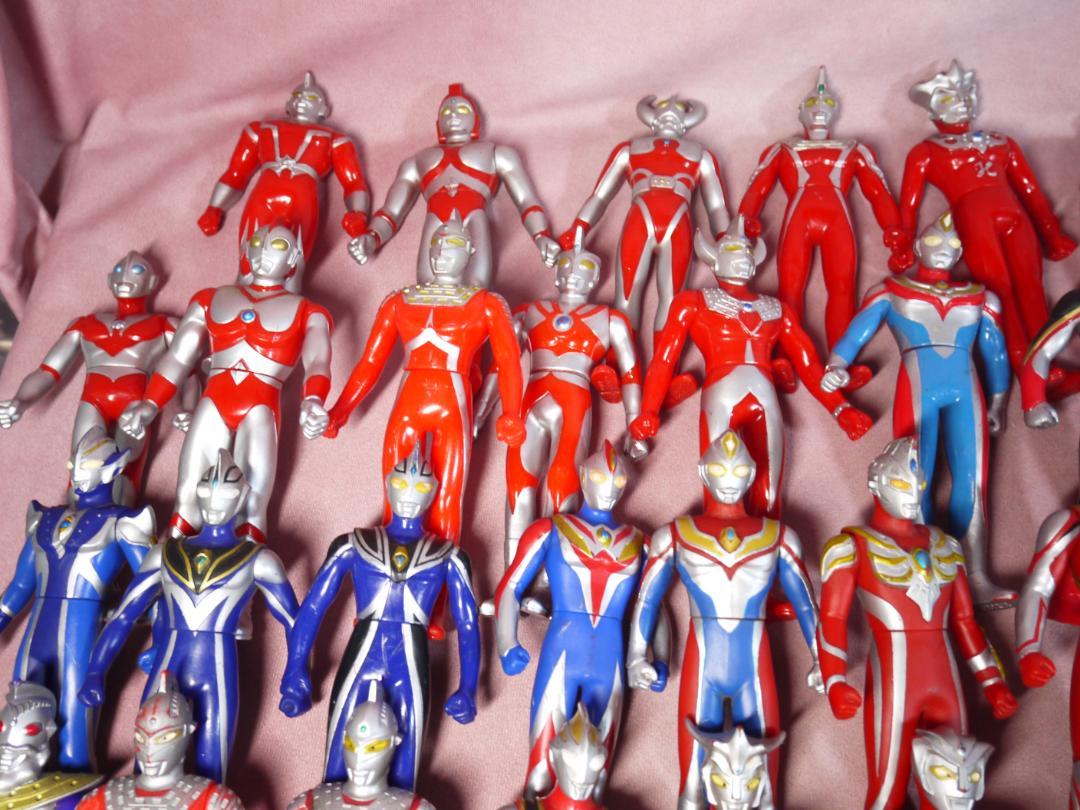 ウルトラマン　ソフビ　フィギュア　110体セット