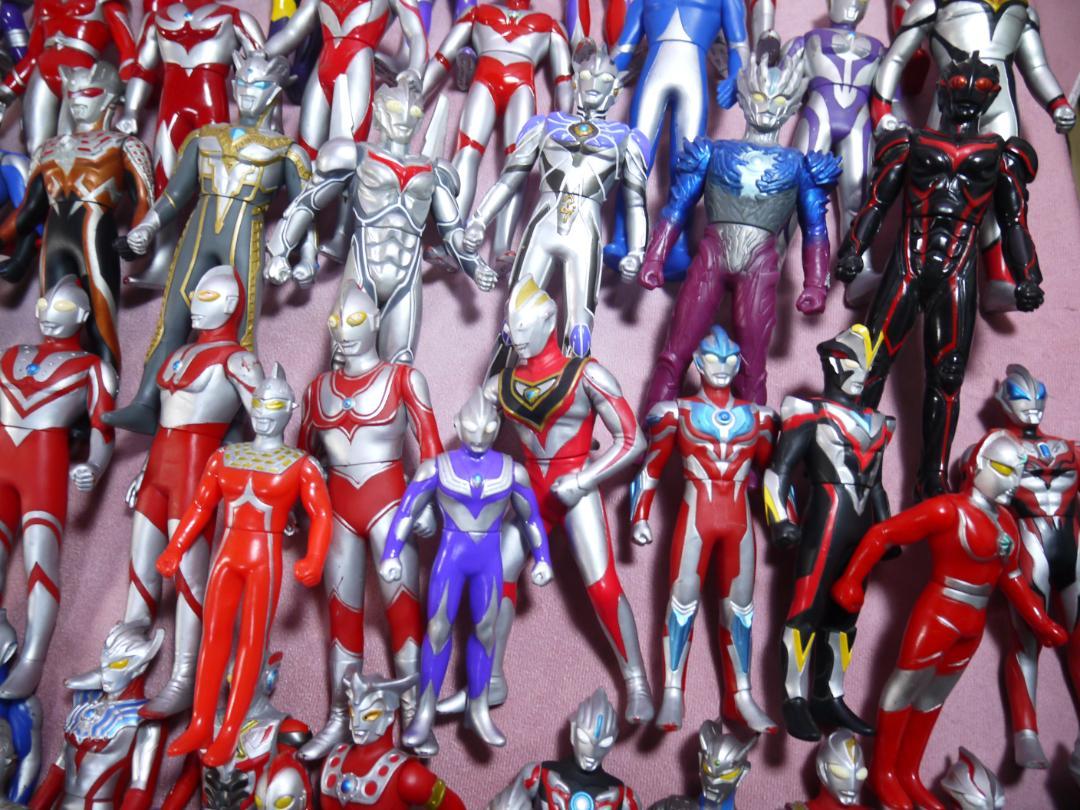ウルトラマン　ソフビ　フィギュア　110体セット