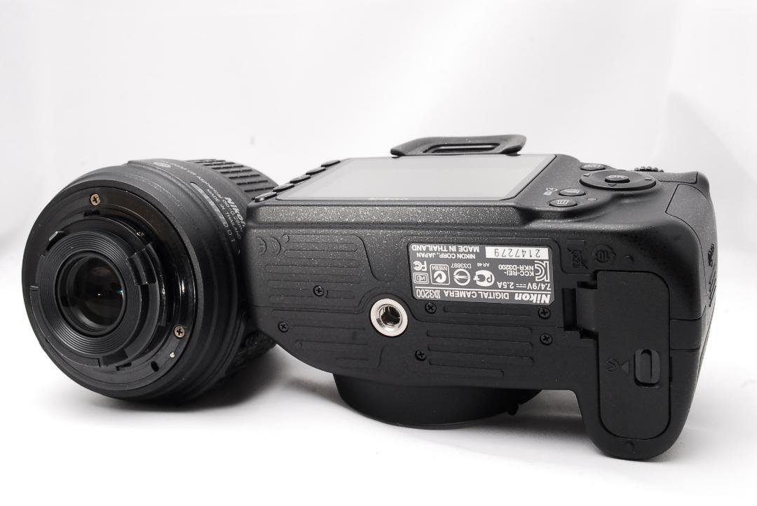♥カメラデビューに♥ Nikon D3200 ♥レンズキット 一眼レフカメラ