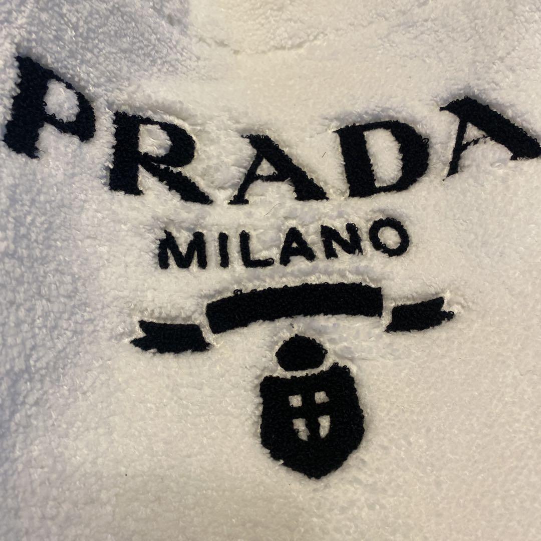正規品 新品 PRADA テリートートバッグ 白　ギャランティーカードつき