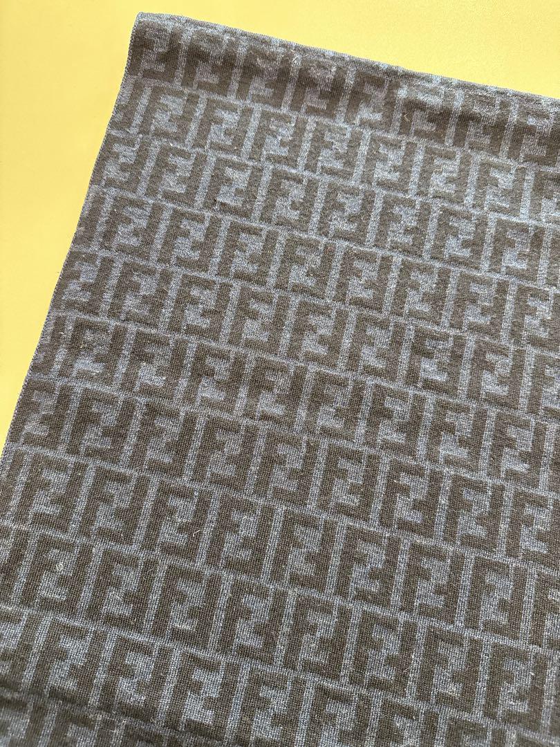 中!FENDI フェンディ マフラー ショール ズッカ柄 ウール