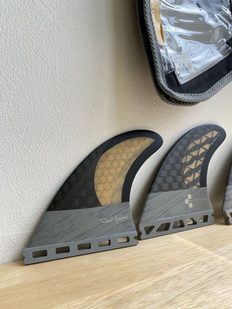 新品GW特価futures Rob Machado トライフィン カーボン マリン