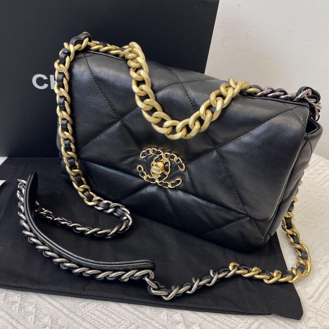 シャネル CHANEL 19 ハンドバッグ　ショルダーグ