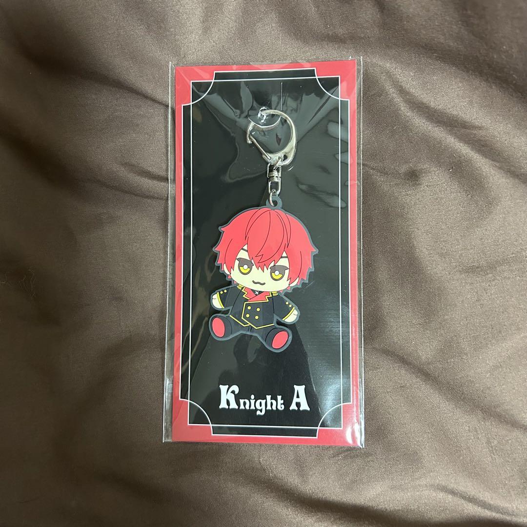 ♡ KnightA 騎士A ばぁう おすわり ラバーキーホルダー ♡ - メルカリ
