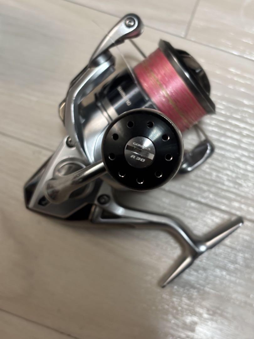 SHIMANO STRADIC 4000 スピニングリール