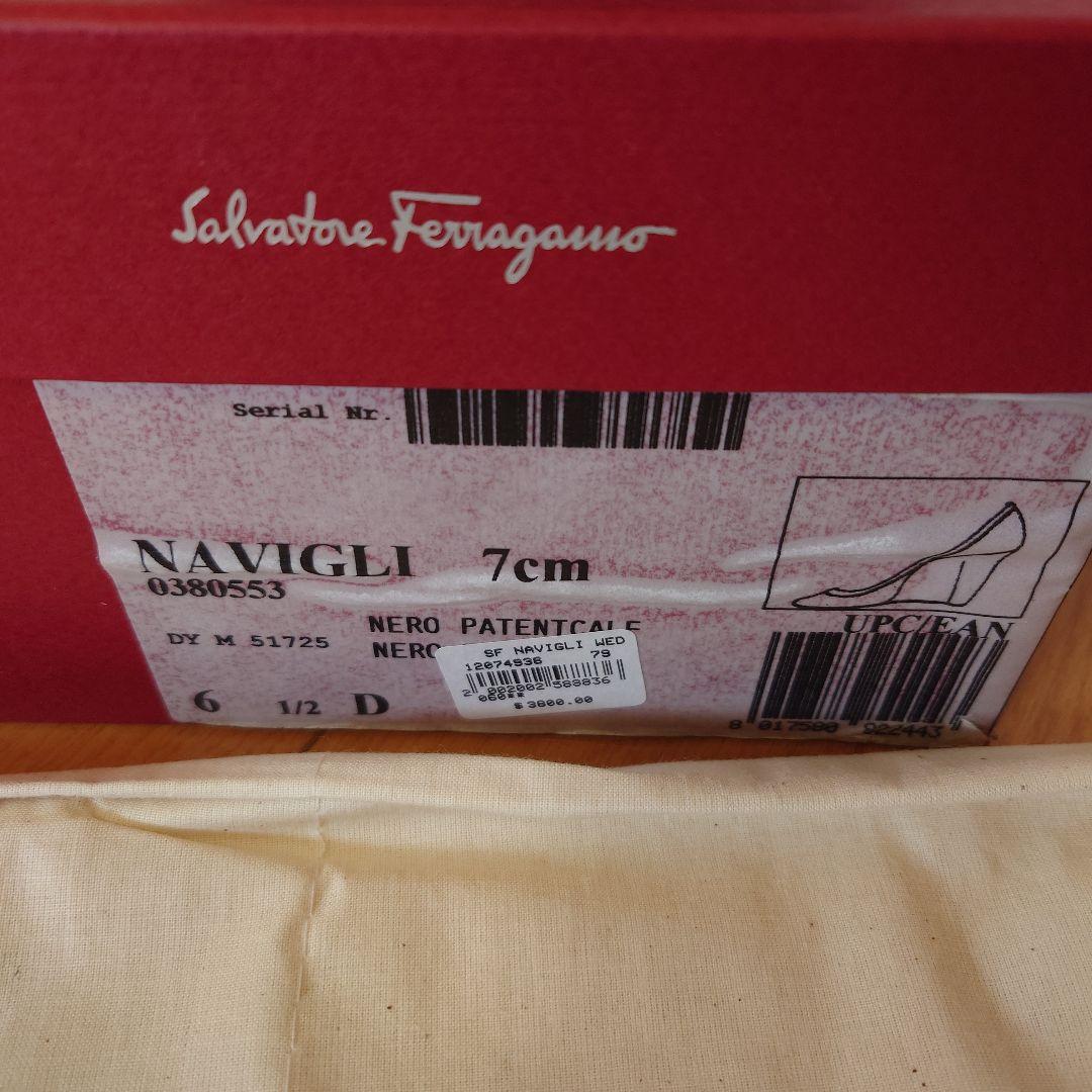 〈専用〉Ferragamo　バックストラップサンダル