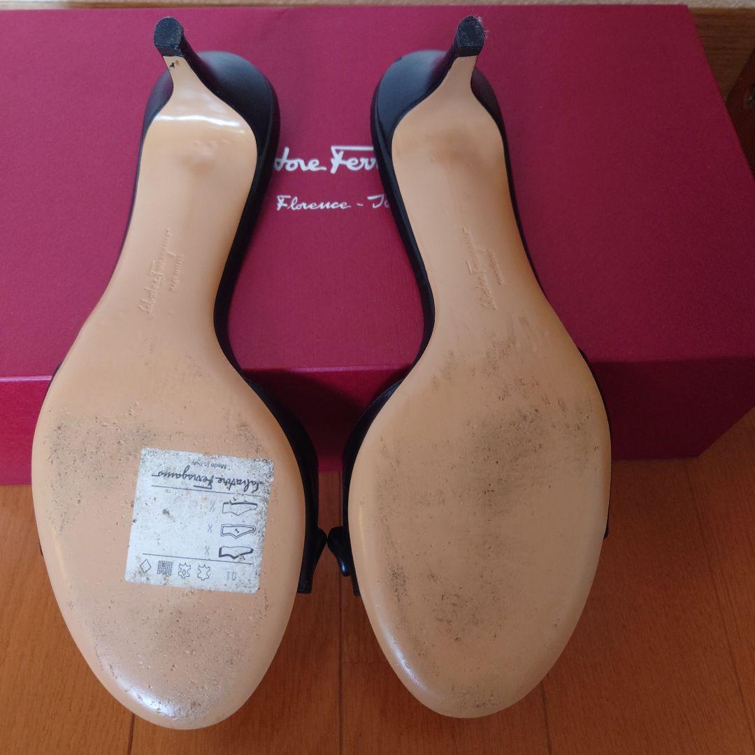 〈専用〉Ferragamo　バックストラップサンダル