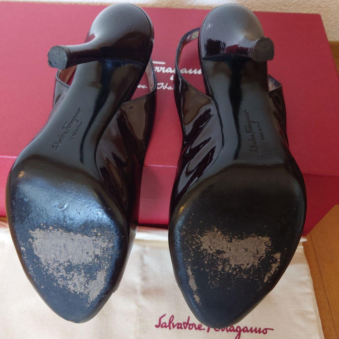 〈専用〉Ferragamo　バックストラップサンダル