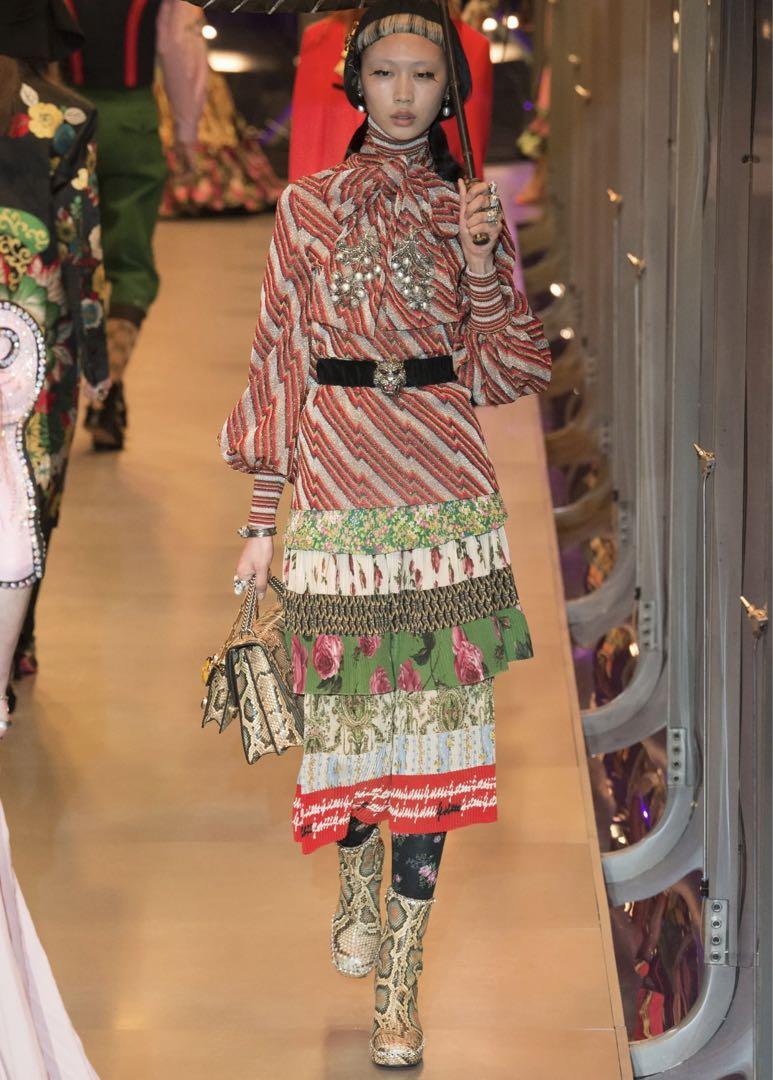 Gucci フラワープリントスカート　値下げ中！！