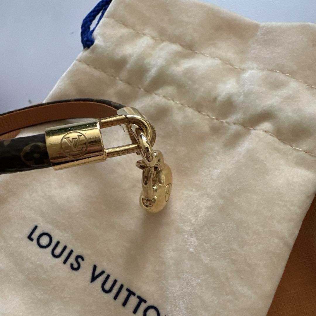 LOUIS VUITTON ハート型ロック ブレスレット　17 LOUIS VUITTON ハート型ロック ブレスレット 17 - メルカリ