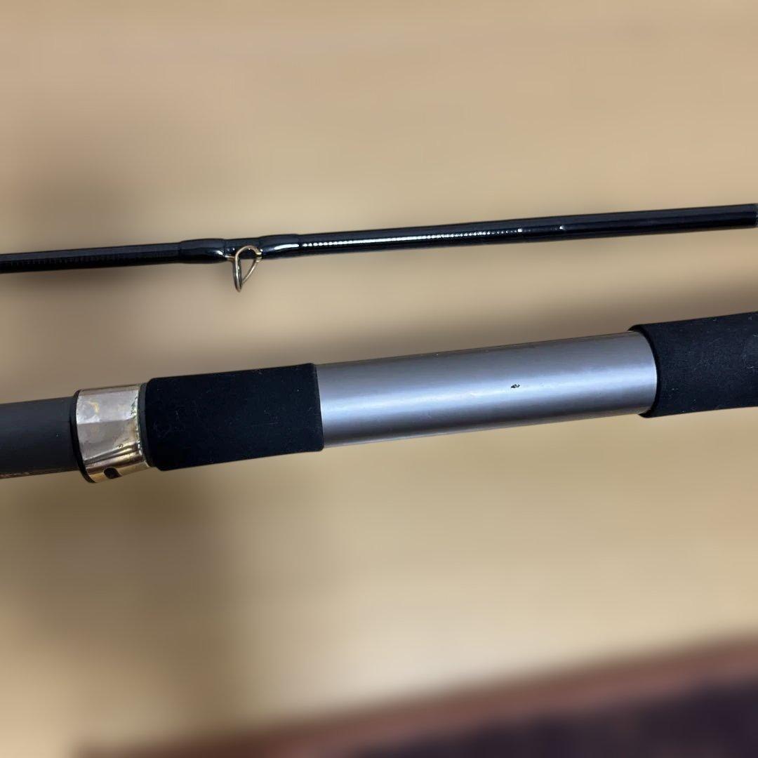 がまかつ イカ釣竿やや傷や汚れあり