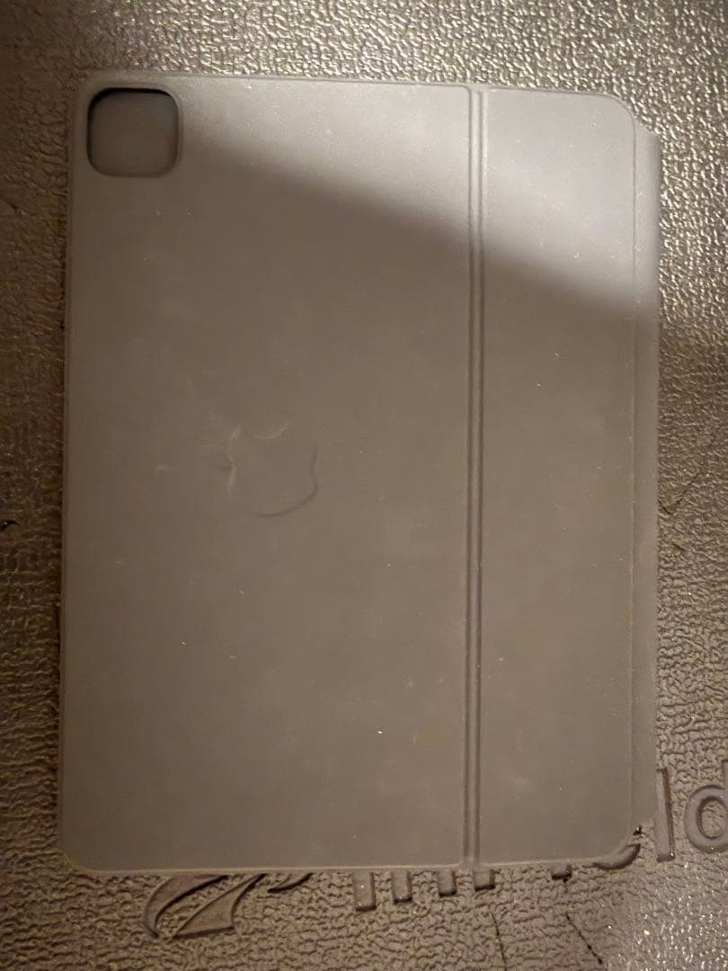 【美品】Apple iPad マジックキーボード 11インチ MXQT2J/A 【美品】Apple iPad マジックキーボード 11インチ MXQT2J/A