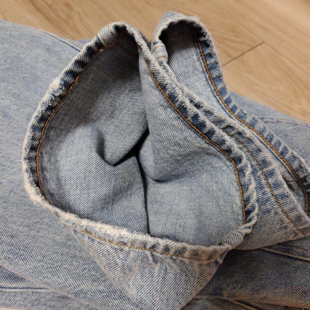 送料込・美品【Curensology　カレンソロジー】人気カーヴィーデニムパンツ