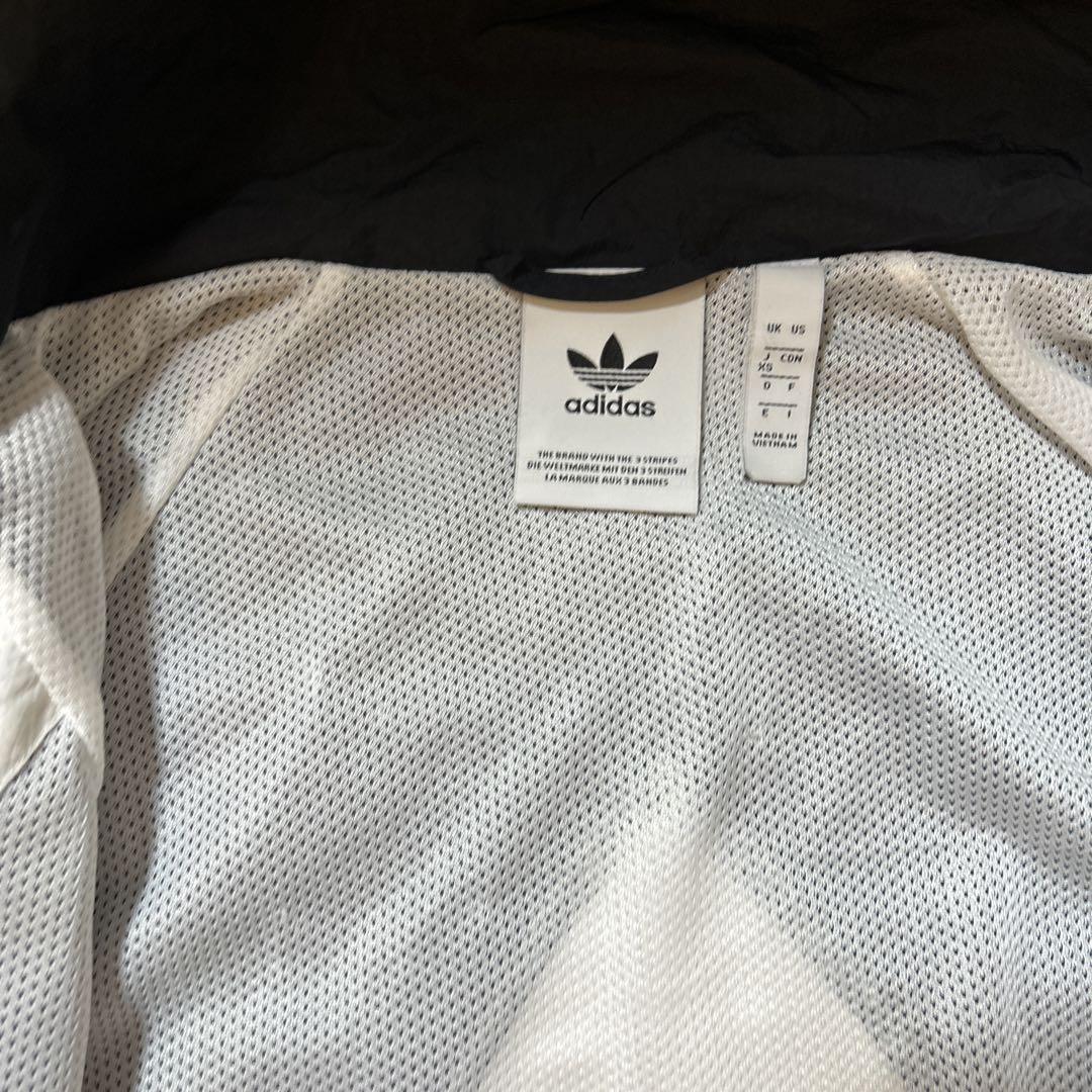 adidas ナイロンジャケット ブラック/ホワイト