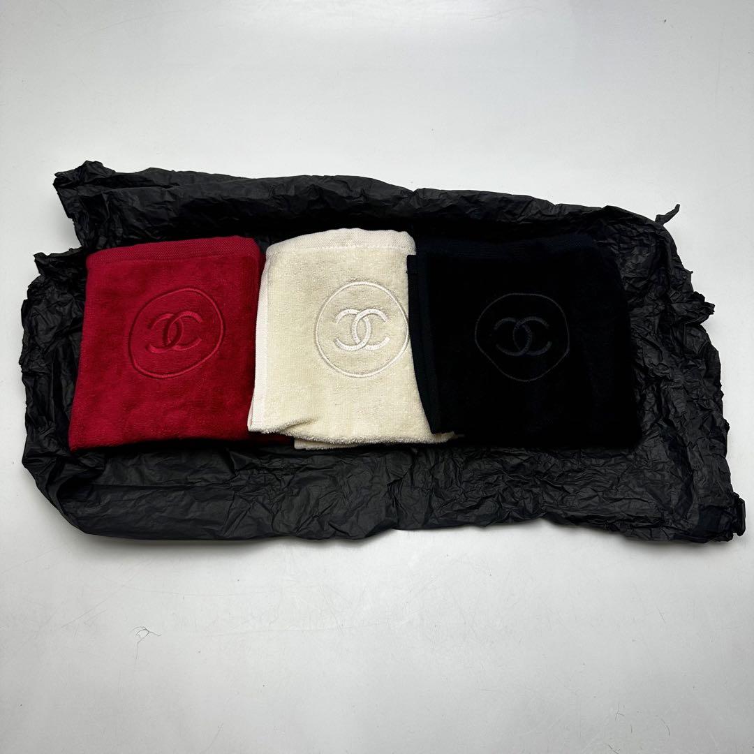 未使用　CHANEL ハンカチ　3枚セット×2