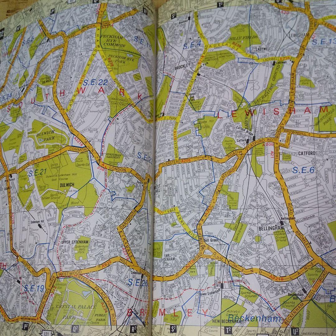 地図・旅行ガイド MASTER ATLAS OF GREATER LONDON