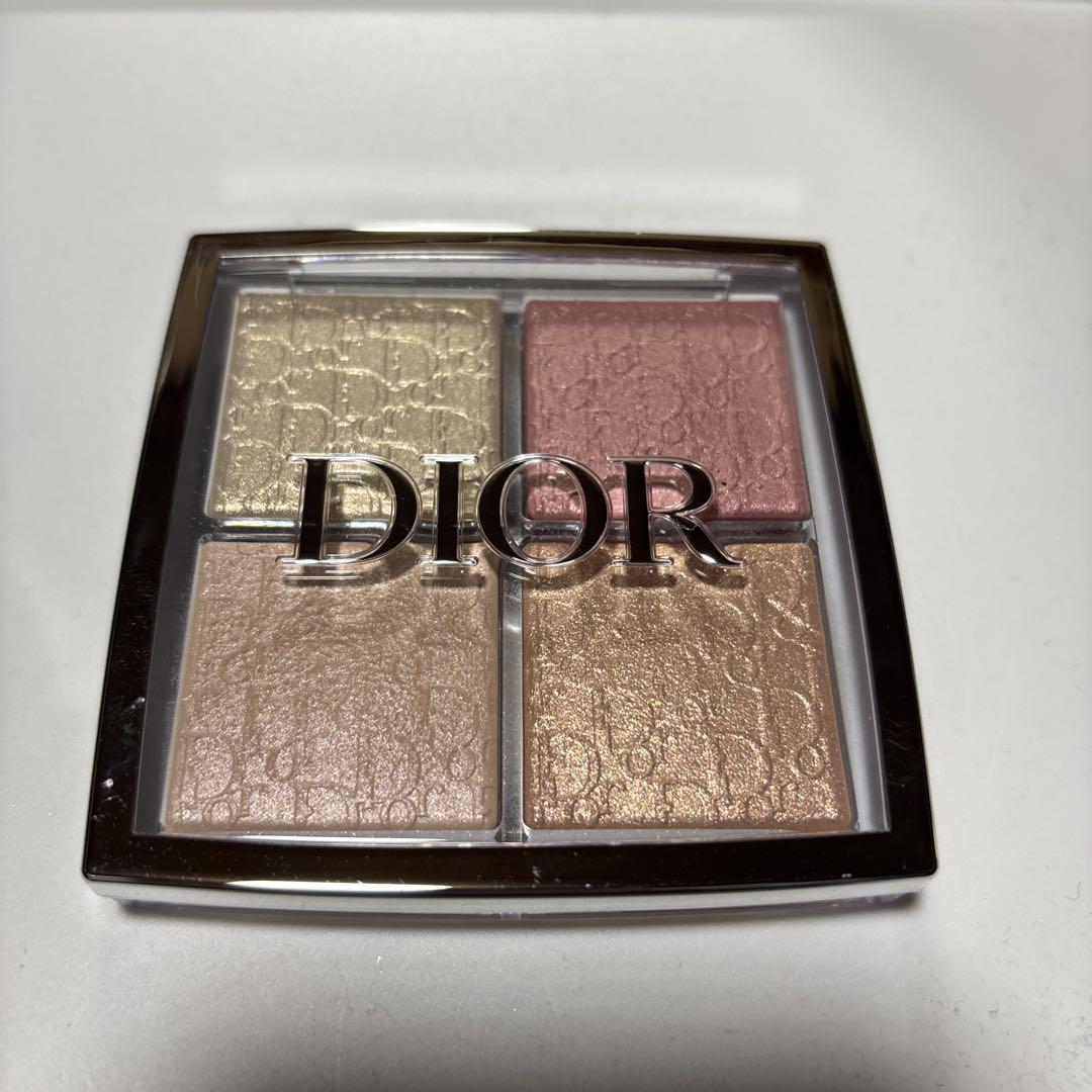 最終お値下げ Dior バックステージ グロウフェイスパレット 004