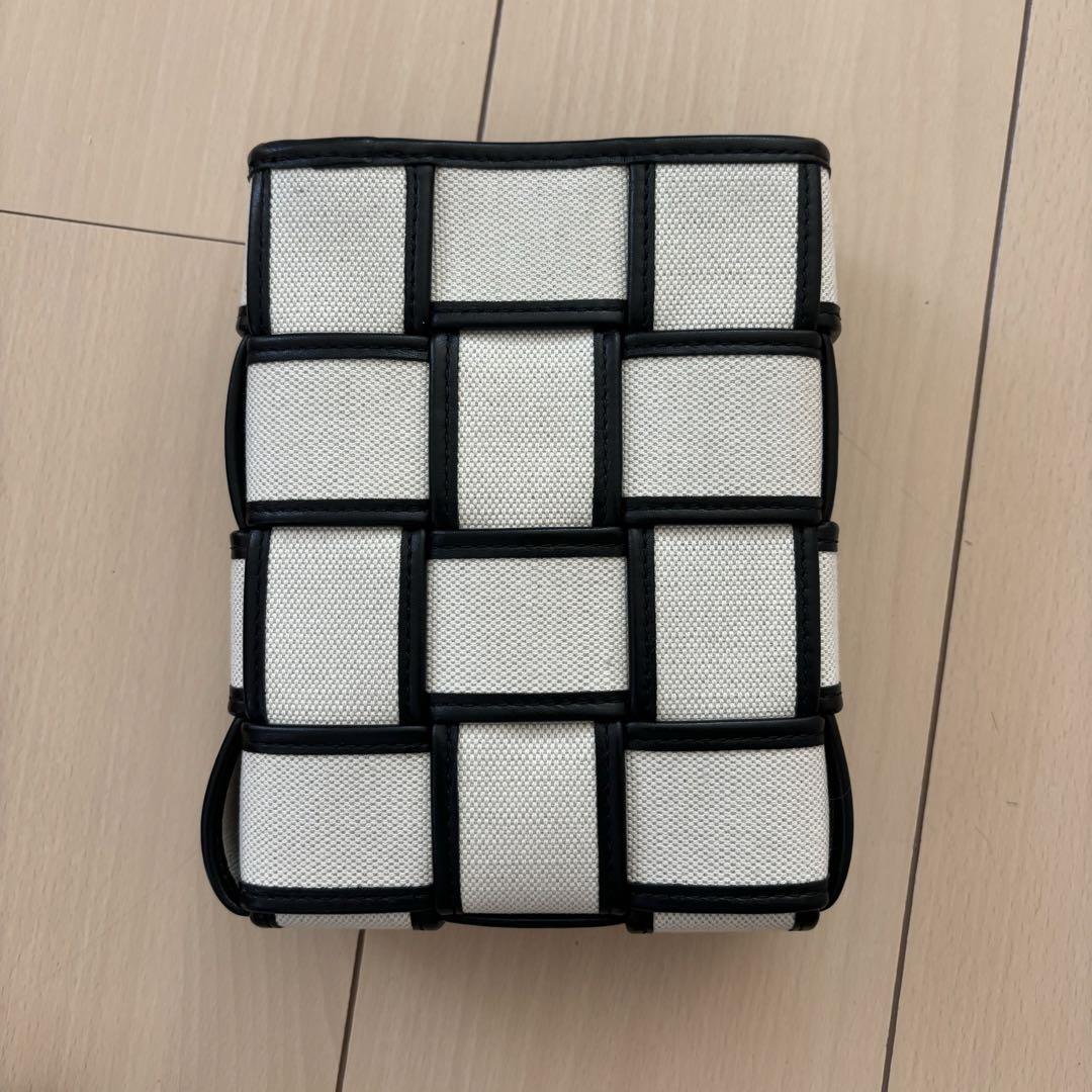 BOTTEGA VENETA キャンバスショルダーバッグ 画像2